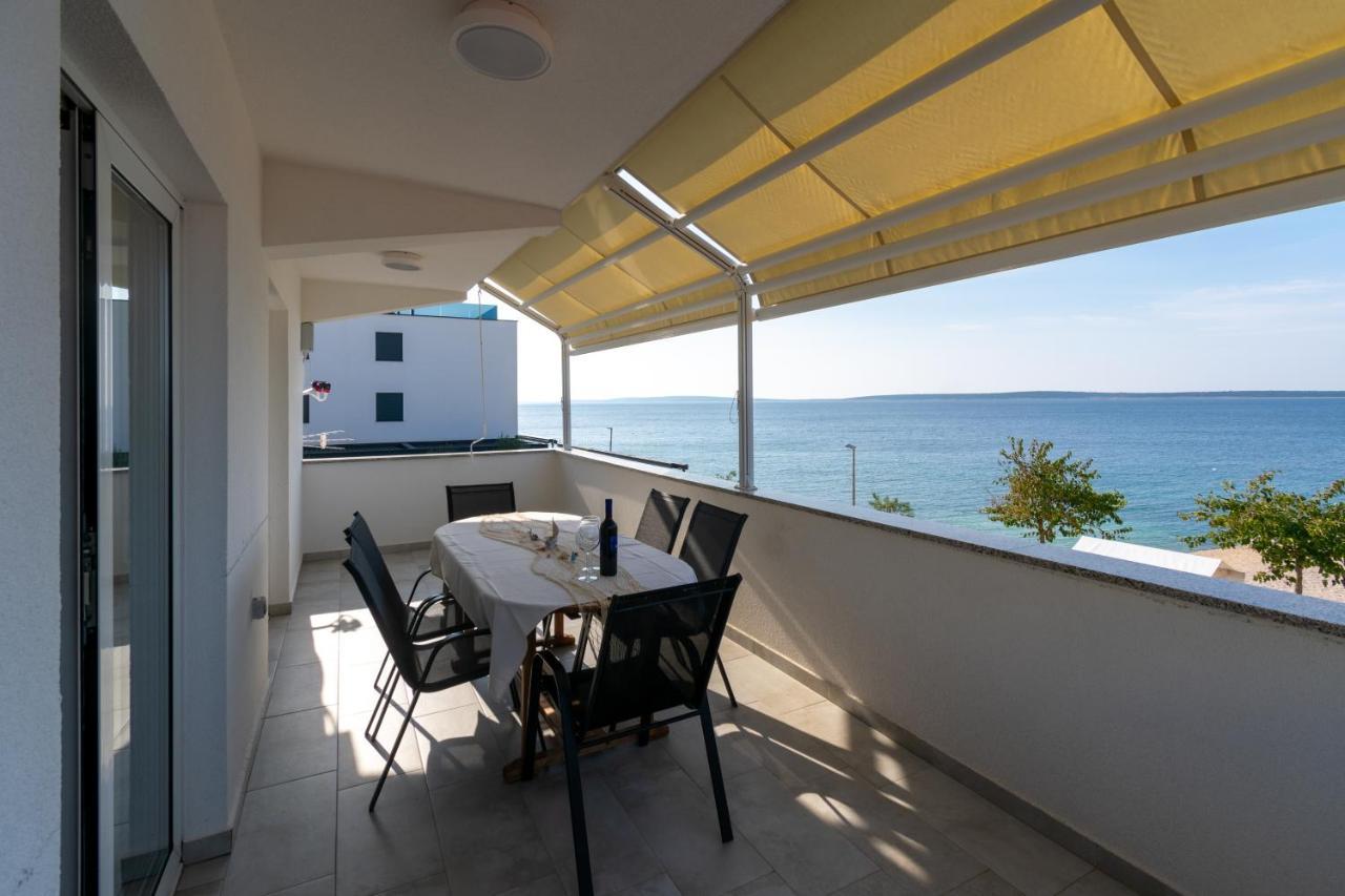 Apartments By The Sea Mandre, Pag - 4093 Колан Экстерьер фото